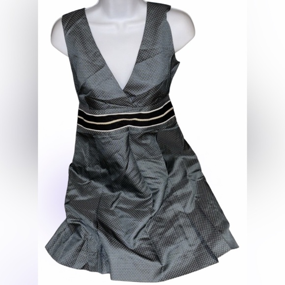 Original Penguin Dresses & Skirts - Original penguin vintage style structured fit and flare Silk dress